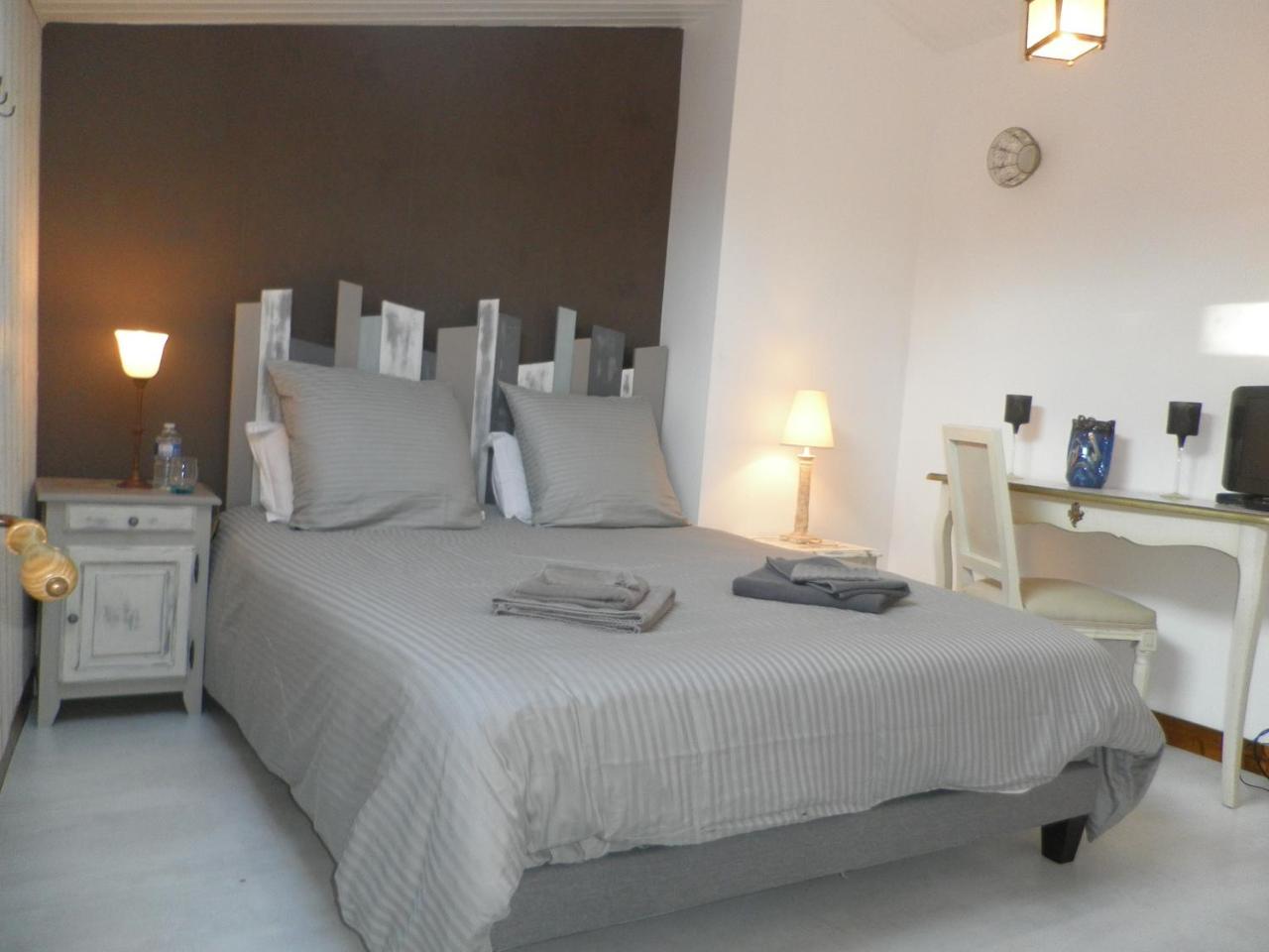 Au Clos De Launay Chambres D'Hotes Le Cellier Экстерьер фото